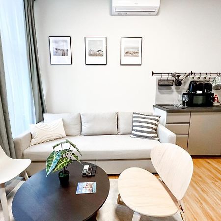 T32 Central Modern Suites Boedapest Buitenkant foto