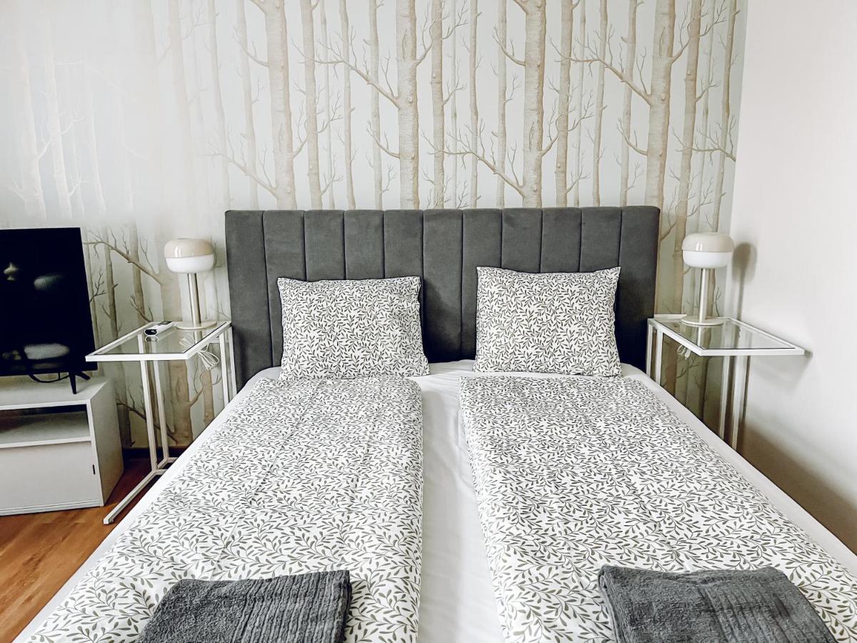 T32 Central Modern Suites Boedapest Buitenkant foto