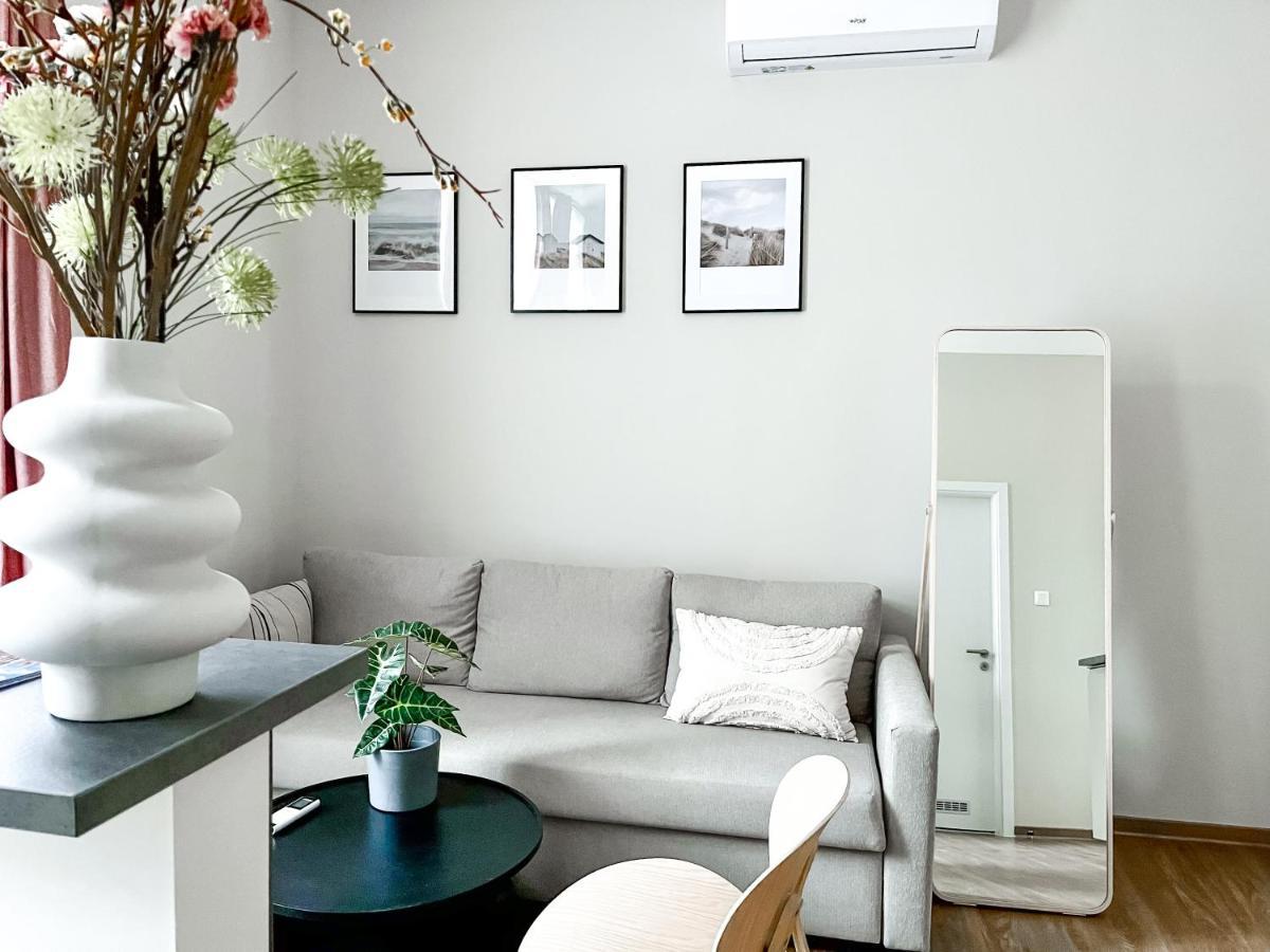 T32 Central Modern Suites Boedapest Buitenkant foto