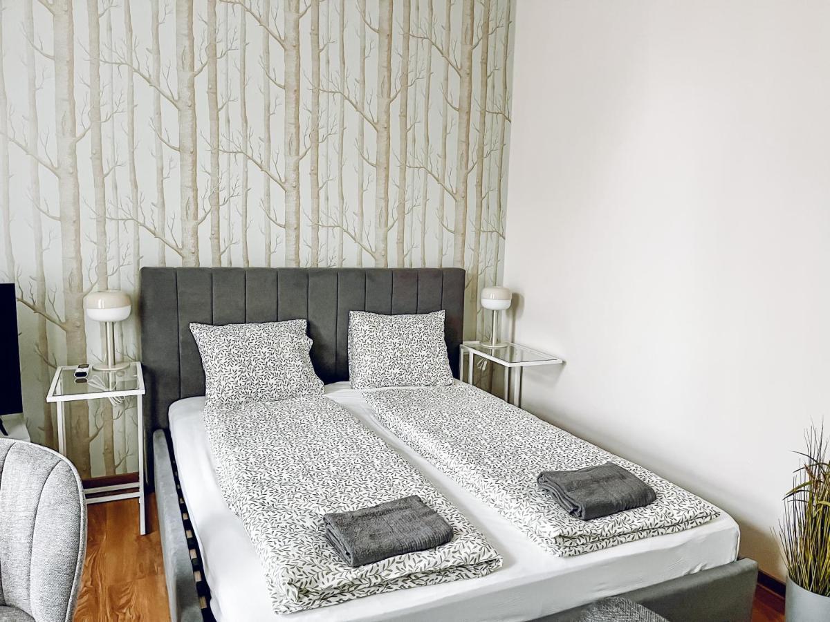 T32 Central Modern Suites Boedapest Buitenkant foto