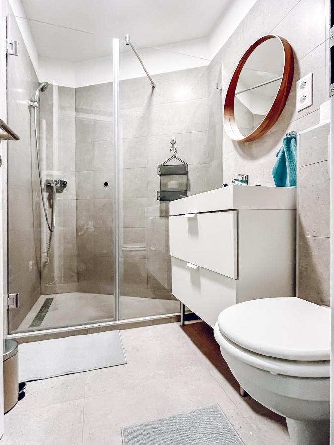 T32 Central Modern Suites Boedapest Buitenkant foto